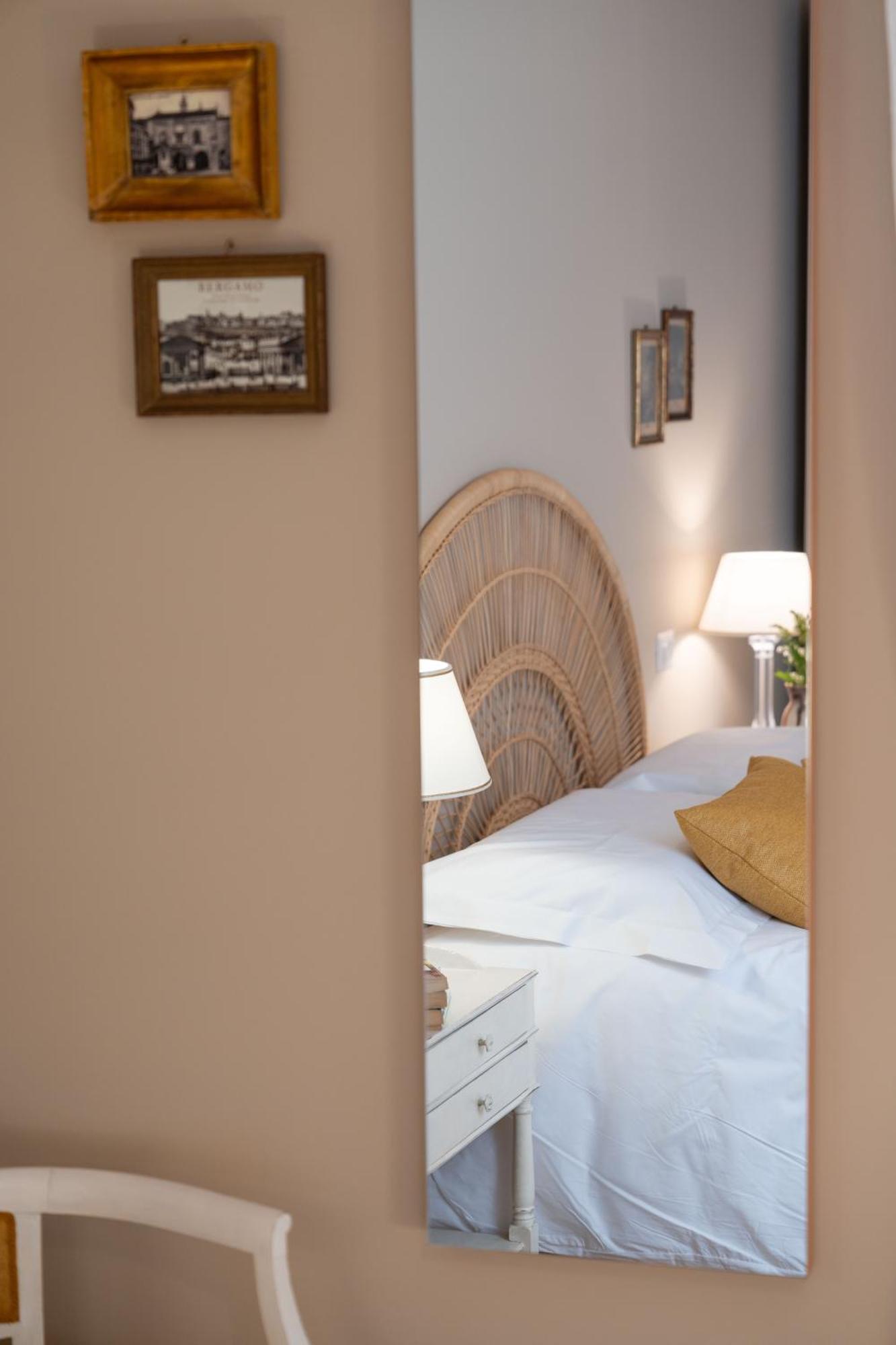La Farfalla Blu - Boutique Apartment Bergame Extérieur photo